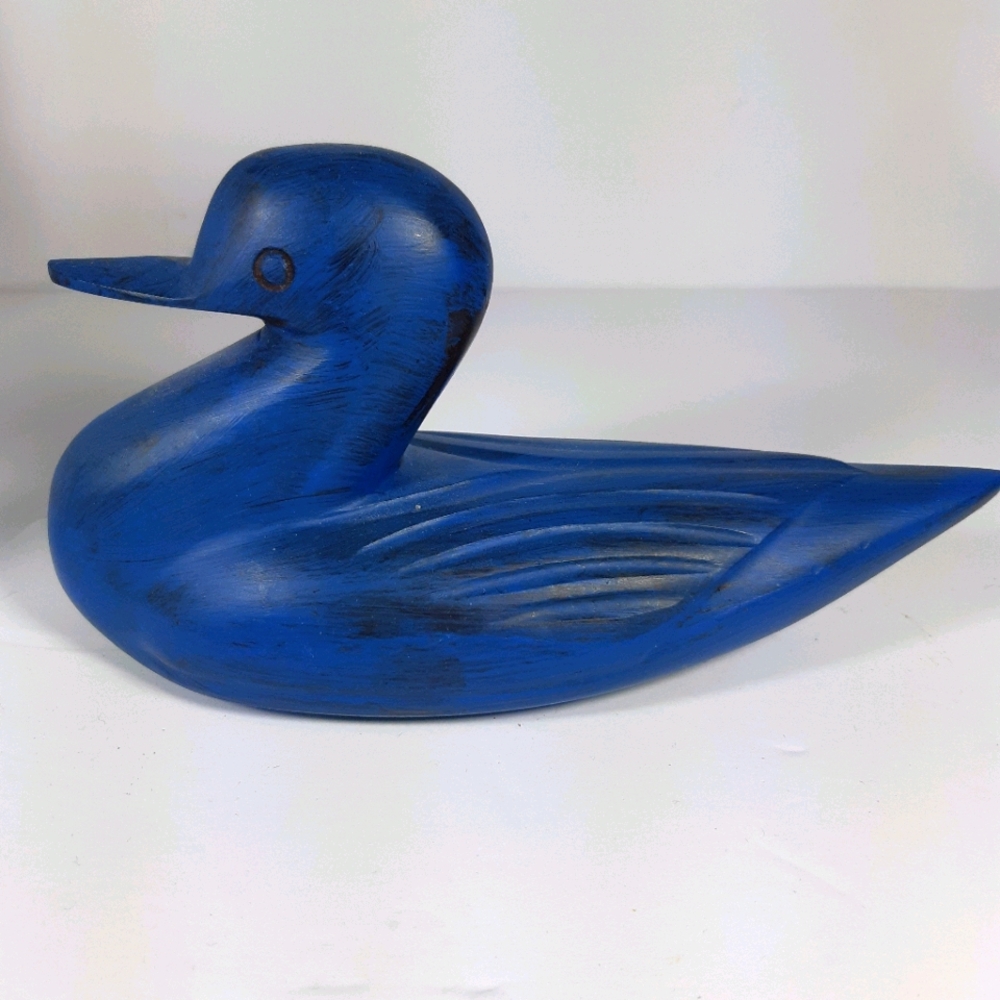 Blue duck carving